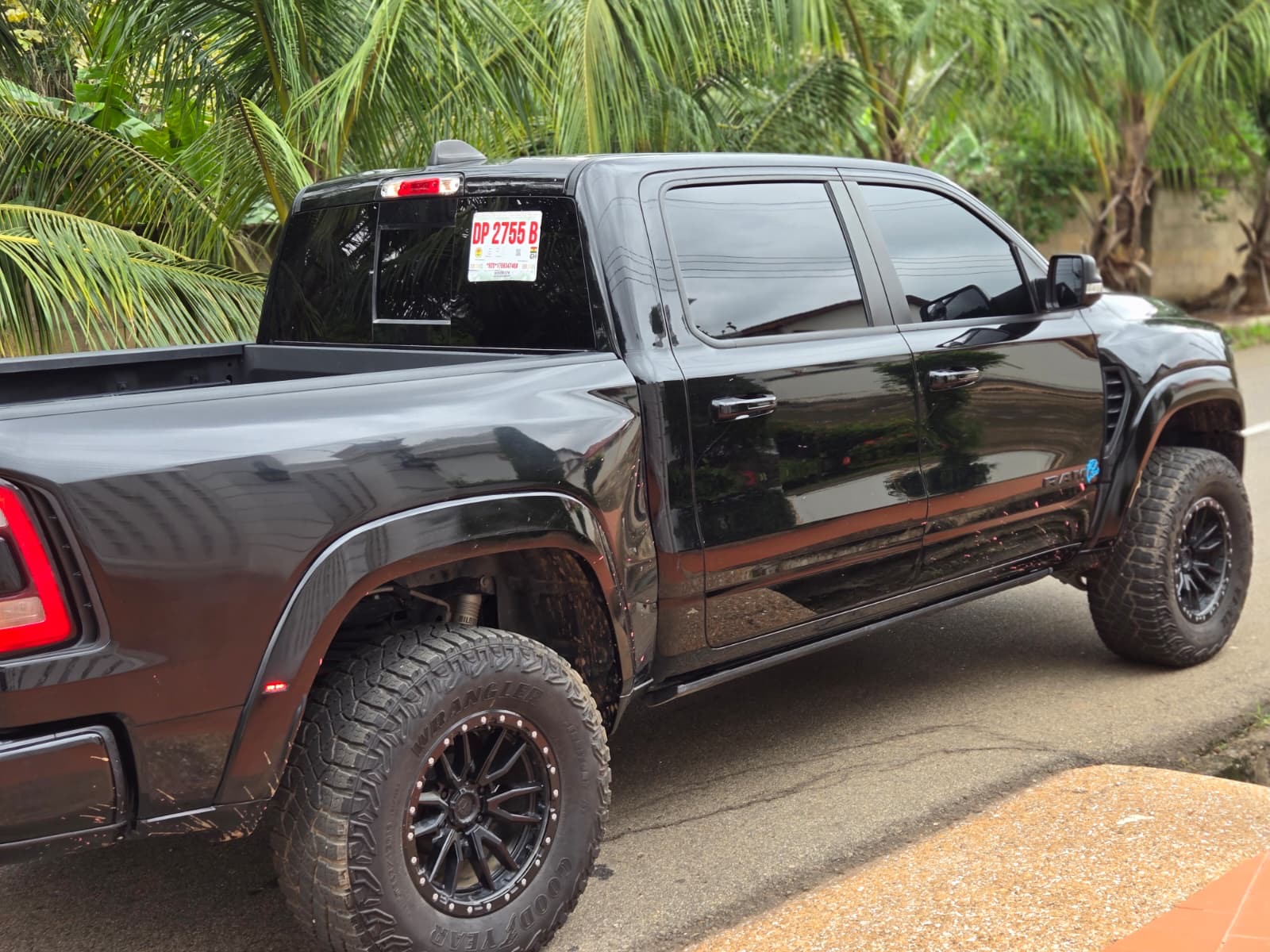 
								2023 RAM 1500 TRX – Black full									