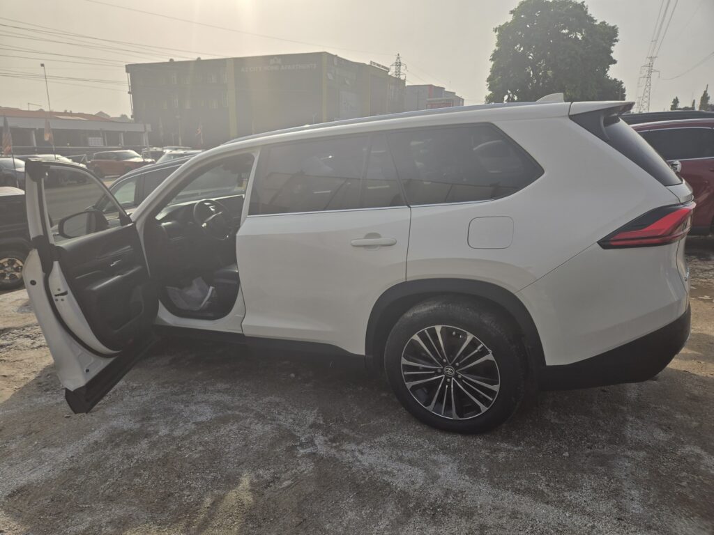 2024 Toyota Grand Highlander Hybrid Platinum SUV