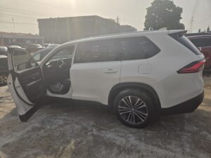 2024 Toyota Grand Highlander Hybrid Platinum SUV