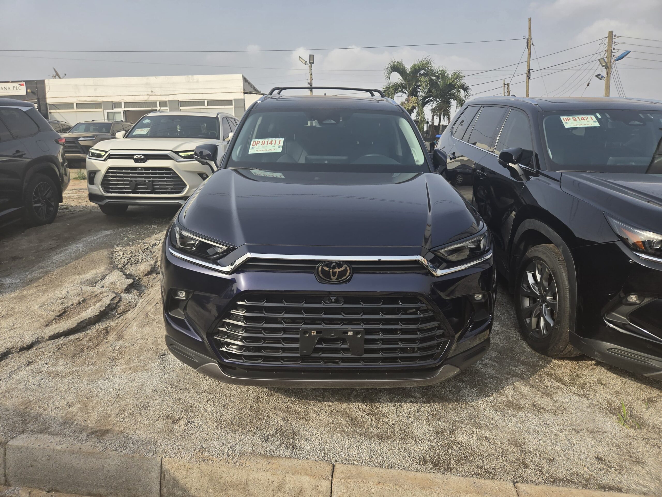 
								2025 Toyota Grand Highlander full									