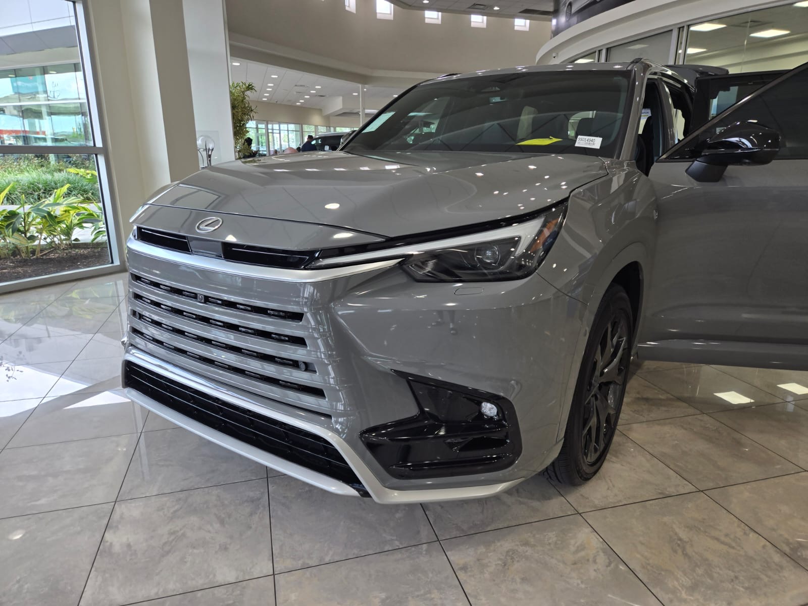 
								2025 Lexus TX – Gray full									