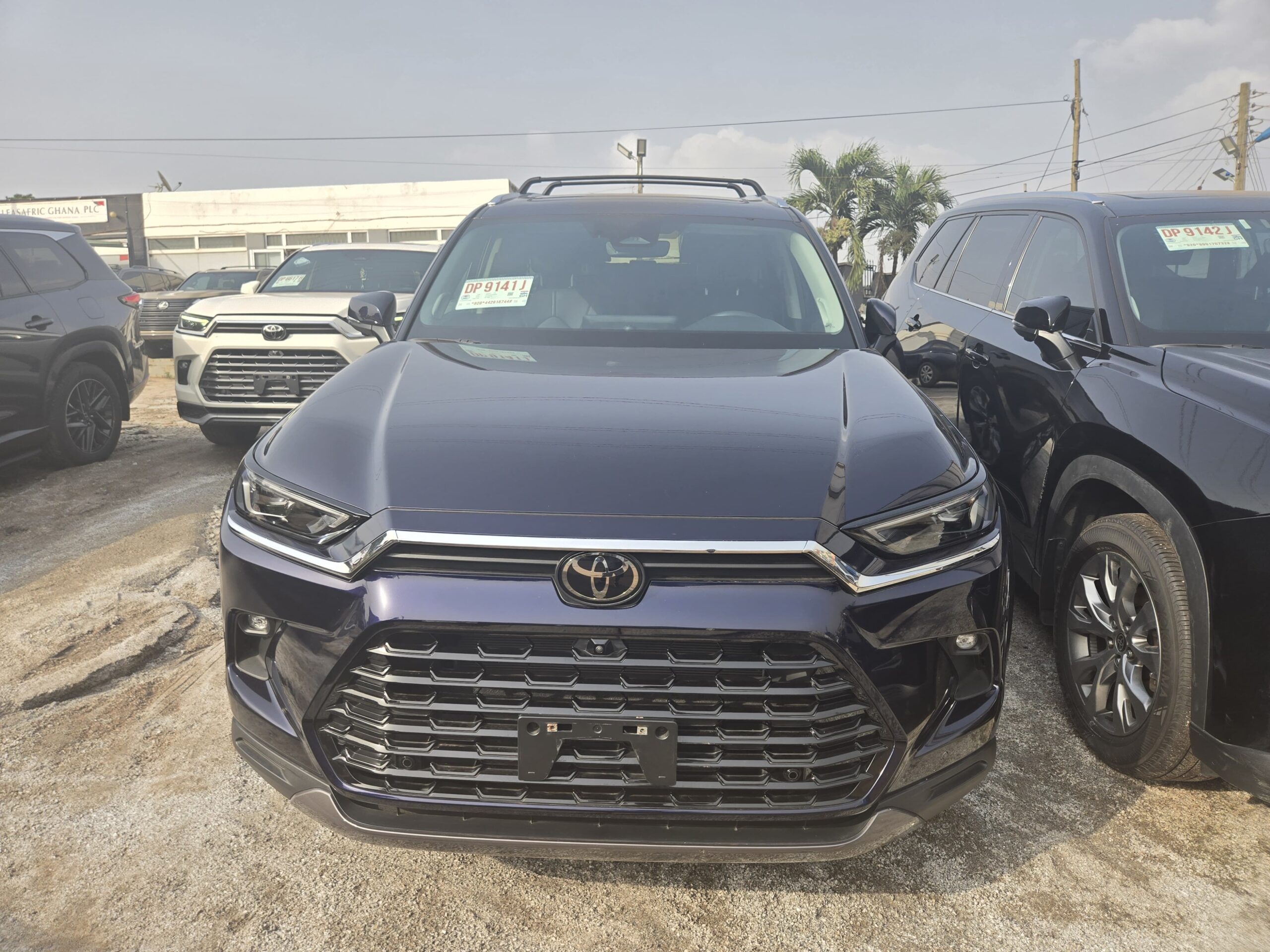 
								2025 Toyota Grand Highlander full									