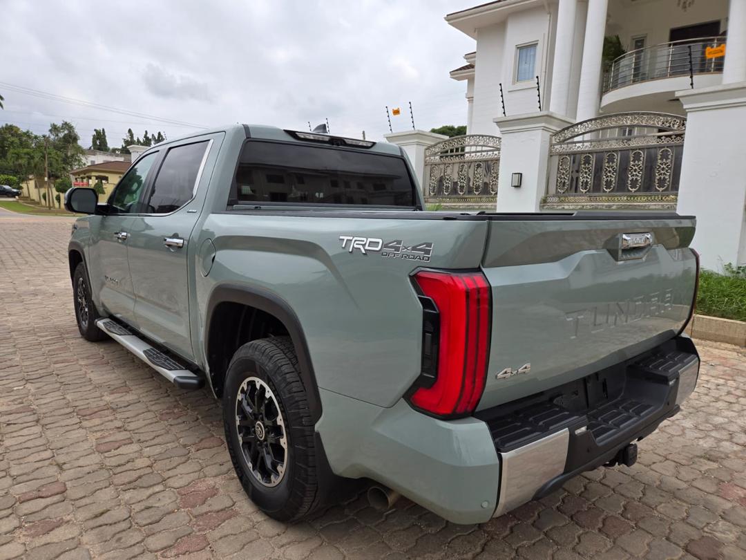 
								2024 Toyota Tundra Limited TRD Off-Road. full									