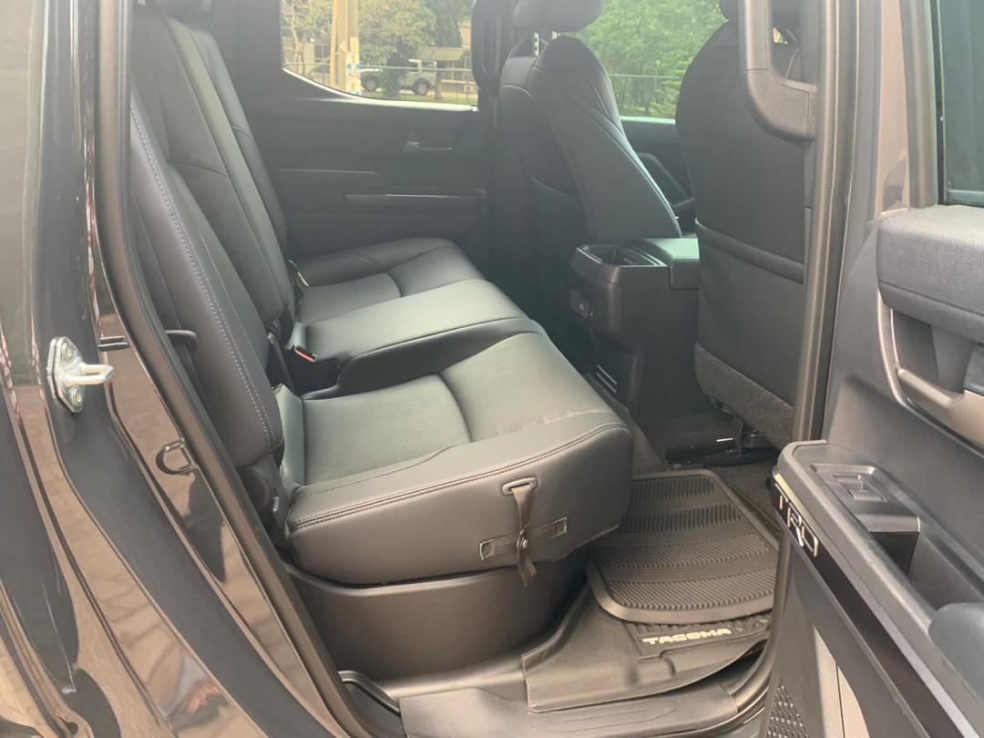 
								2024 Toyota Tacoma TRD Sport full									