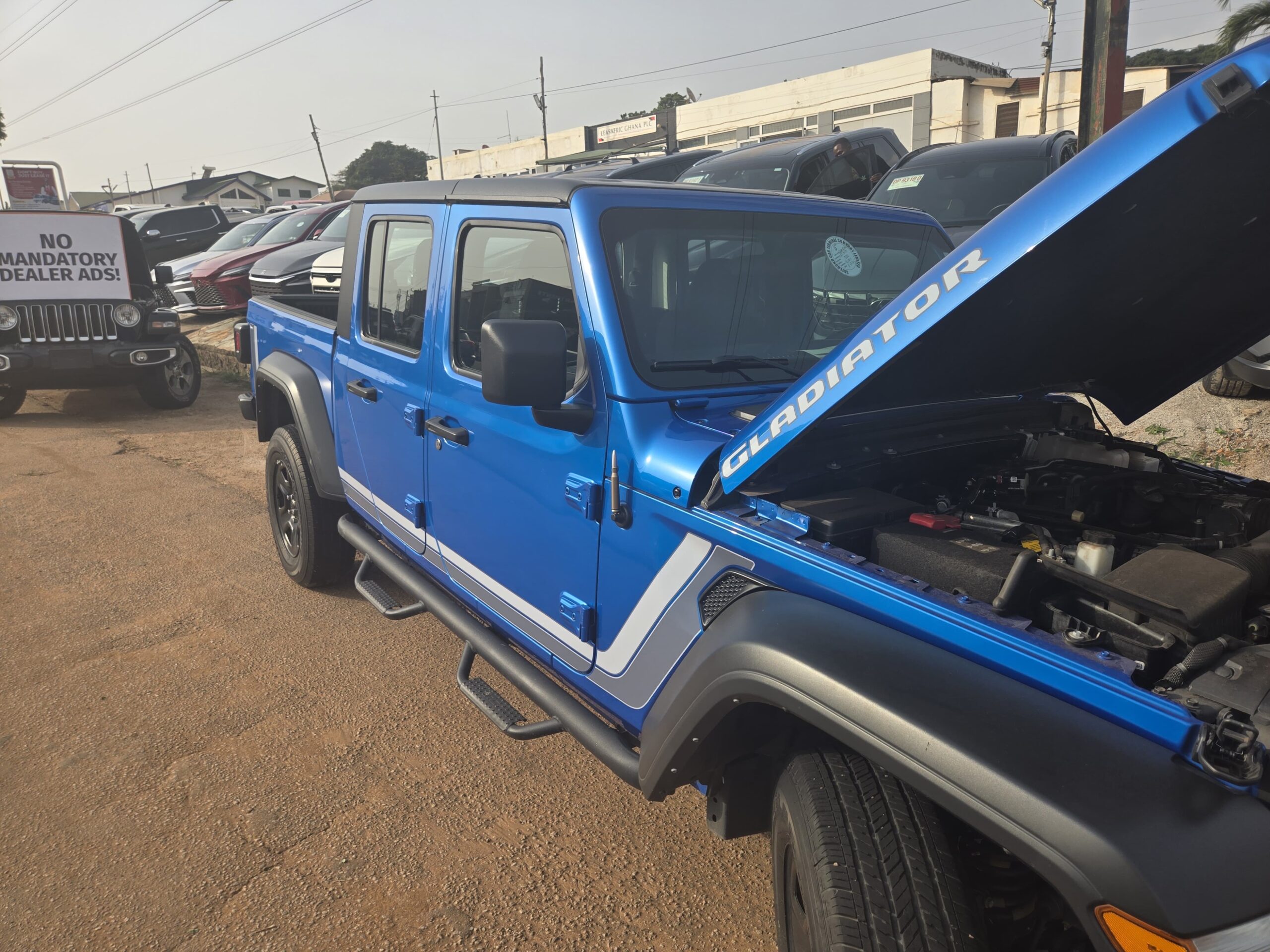 
								2023 Jeep Gladiator full									