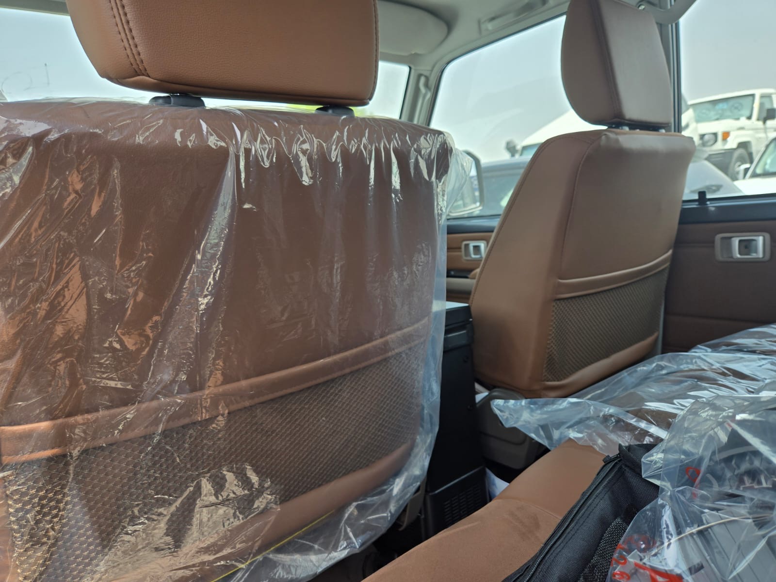 
								2025 Toyota Land Cruiser 70 Series full									